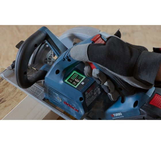 Аккумуляторная циркулярная пила Bosch GKS 18V-68 GC 06016B5101