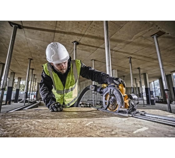 Дисковая пила DEWALT 54 В XR FLEXVOLT DCS579N-XJ