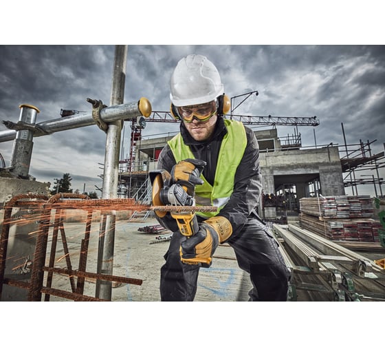 Бесщеточная угловая шлифмашина Dewalt 125 мм, 18 В DCG405NT