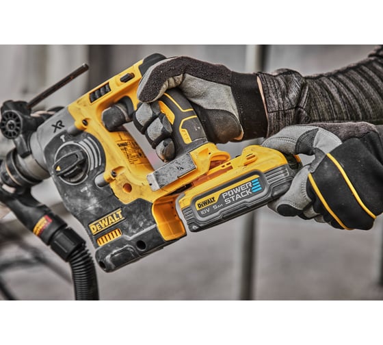 Аккумуляторный перфоратор Dewalt DCH273P2T, 18 В, 2.1 Дж, 4600 уд/мин, с 2 АКБ 5 Ач и ЗУ, в кейсе TSTAK DCH273P2T-QW