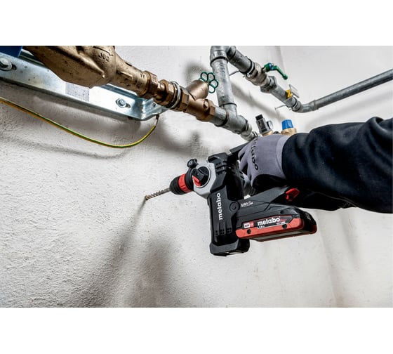 Аккумуляторный перфоратор Metabo KHA 18 LTX BL 24 Quick SE 600149850