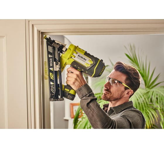 Гвоздезабиватель Ryobi ONE+ R15GN18-0 5133005297