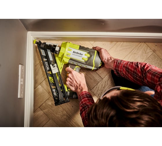 Гвоздезабиватель Ryobi ONE+ R15GN18-0 5133005297
