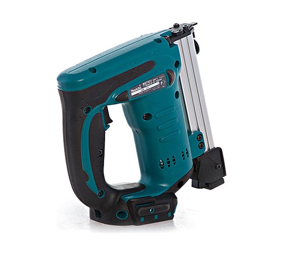 Аккумуляторный степлер Makita LXT BST221Z