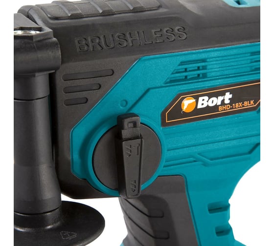 Аккумуляторный перфоратор BORT BHD-18X-BLK 93410235