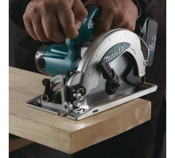 Дисковая пила Makita LXT BSS 610 RFE