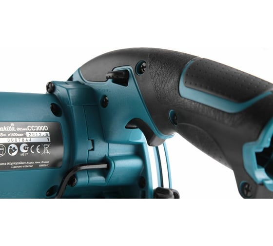 Аккумуляторная алмазная пила Makita CC300DZ