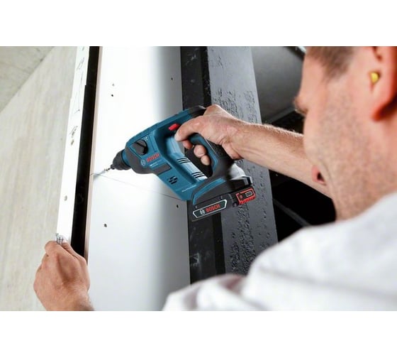 Аккумуляторный перфоратор Bosch GBH 18 V-LI Compact Solo 0.611.905.300