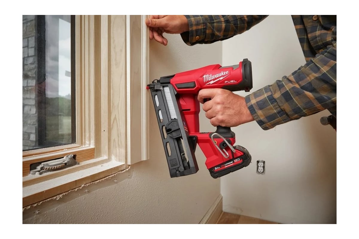 Аккумуляторный нейлер Milwaukee M18 FN16GA-202x 4933478092 - выгодная ...