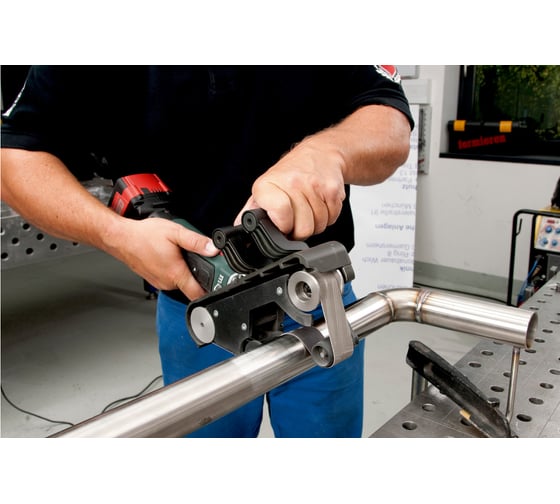Аккумуляторная ленточная шлифмашина для труб Metabo RB 18 LTX 60 600192850