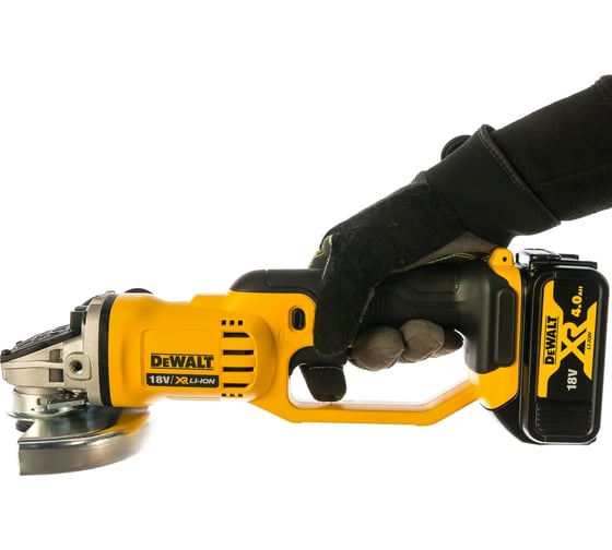 Угловая аккумуляторная шлифмашина DEWALT DCG 412 M2