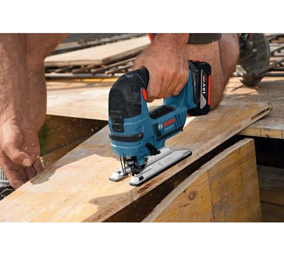 Аккумуляторный лобзик Bosch GST 18 V-LI B 0.601.5A6.102