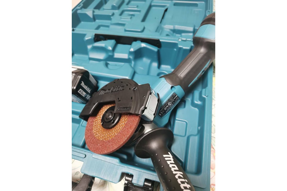 Аккумуляторная угловая шлифмашина Makita LXT DGA504RME