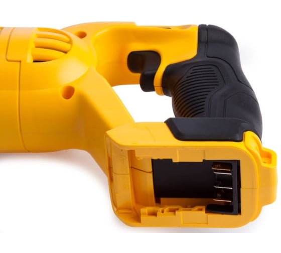 Сабельная пила DEWALT DCS380M2