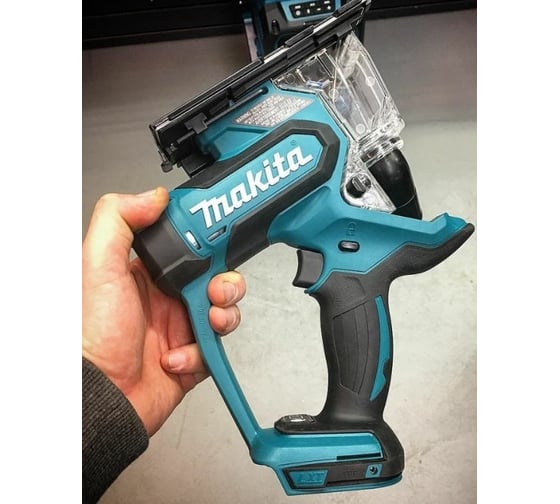 Сабельная пила Makita LXT DSD180Z
