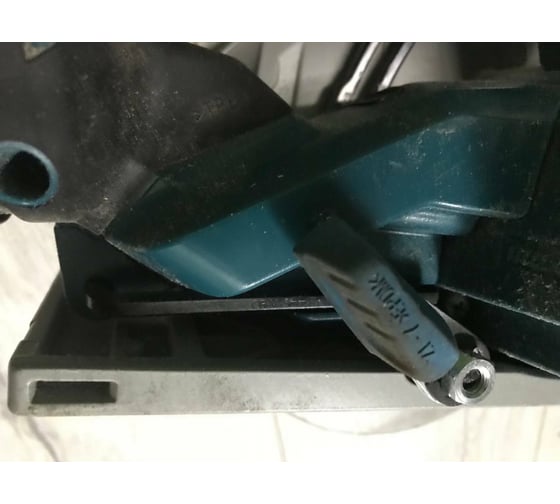 Аккумуляторная дисковая пила Makita LXT DHS680Z 19