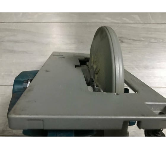 Аккумуляторная дисковая пила Makita LXT DHS680Z 23