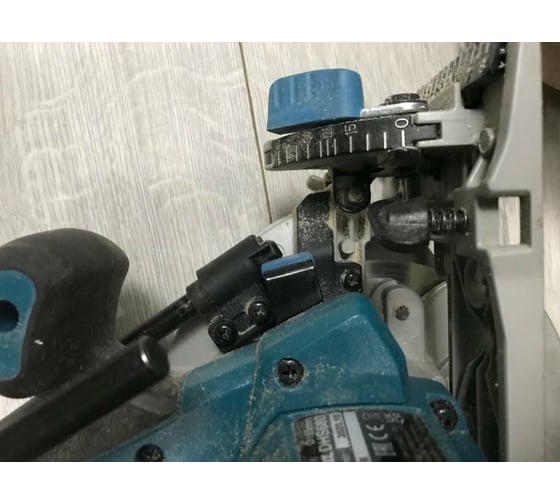 Аккумуляторная дисковая пила Makita LXT DHS680Z 30