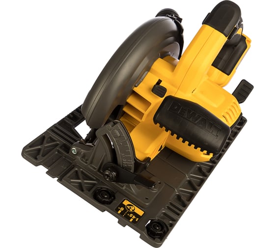 Бесщеточная дисковая ручная пила DEWALT DCS576N