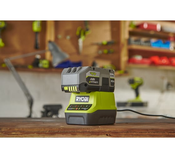 Набор Ryobi ONE+ RC18120-140 5133003360 аккумулятор (18 В; 4.0 A*ч; Li-Ion) и зарядное устройство RC18120