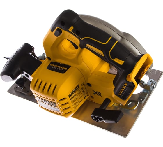 Бесщеточная дисковая пила DEWALT DCS570NT