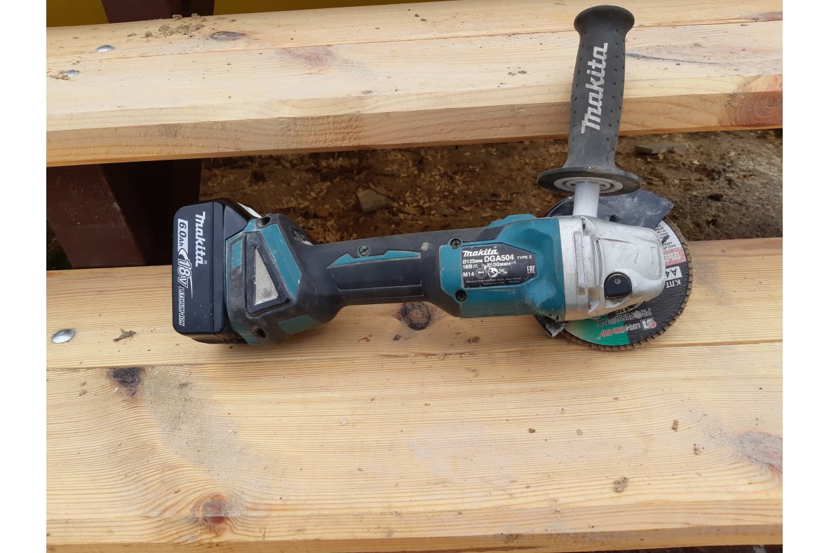 Аккумуляторная угловая шлифовальная машина Makita LXT DGA504RF