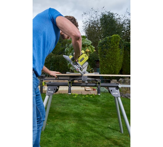Аккумуляторная торцовочно-усовочная пила Ryobi ONE+ R18MS216-0 5133003597