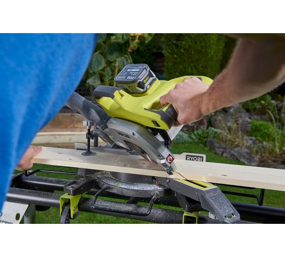 Аккумуляторная торцовочно-усовочная пила Ryobi ONE+ R18MS216-0 5133003597