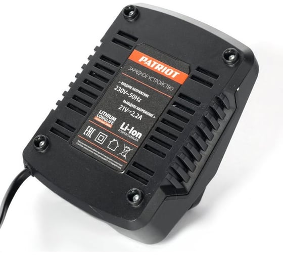 Устройство зарядное для TR 300Li PATRIOT 830301040