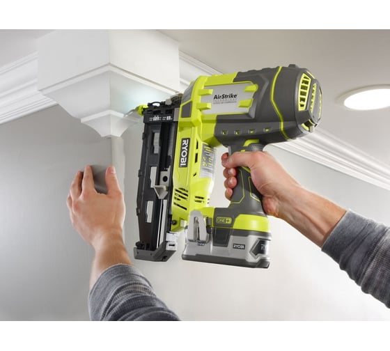 Аккумуляторный гвоздезабиватель Ryobi ONE+ R18N16G-120S 5133003859