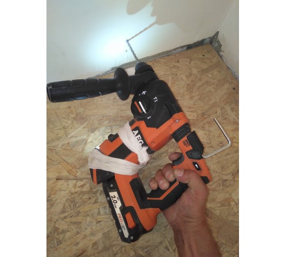 Аккумуляторный бесщеточный перфоратор AEG BBH18BL LI-502C 4935464753 ...