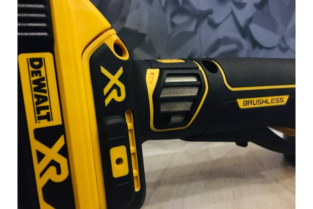 Бесщеточная угловая шлифмашина DEWALT 18 В XR DCG406N - выгодная цена ...
