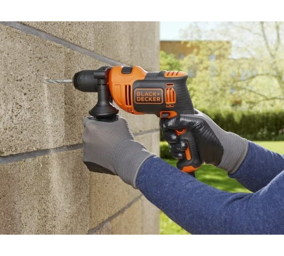 Ударная дрель Black&Decker BEH550