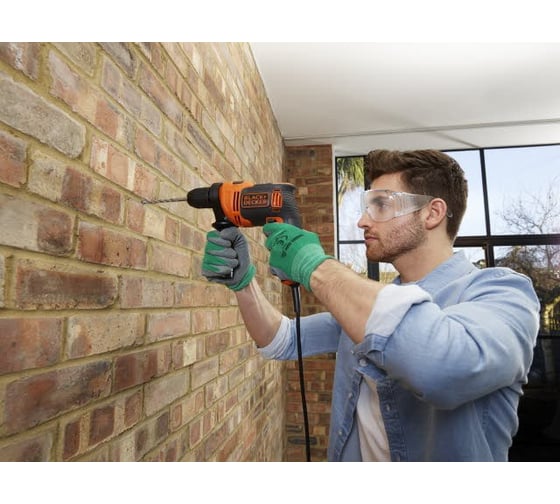 Электронная ударная дрель Black&Decker Omega BEH550K-QS