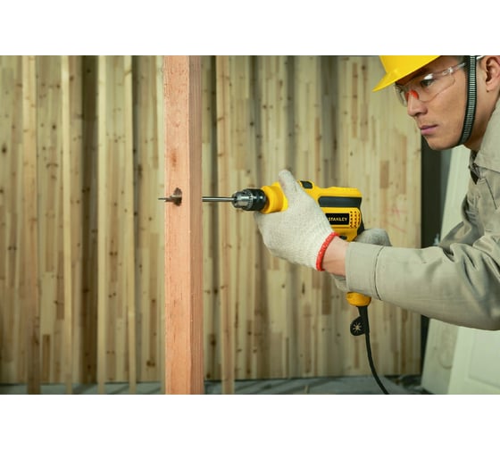 Дрель Stanley STDH6513
