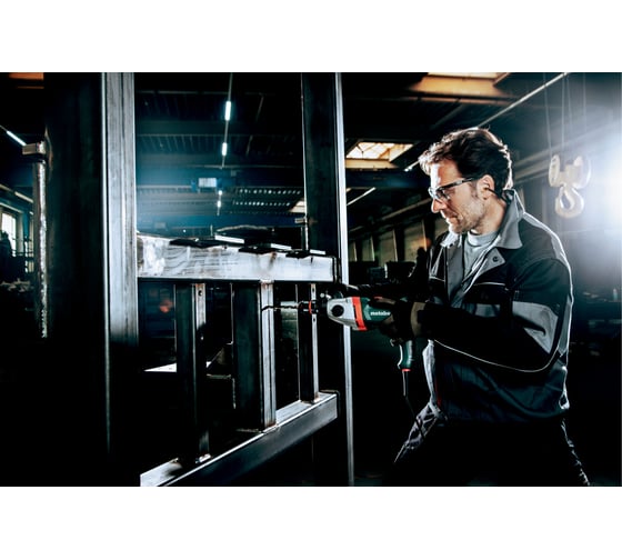 Ударная дрель Metabo SBEV 1000-2 600783000