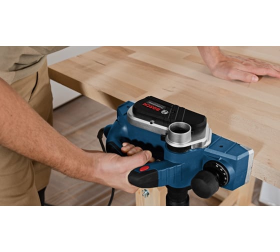 Рубанок Bosch GHO 26-82 D 06015A4302