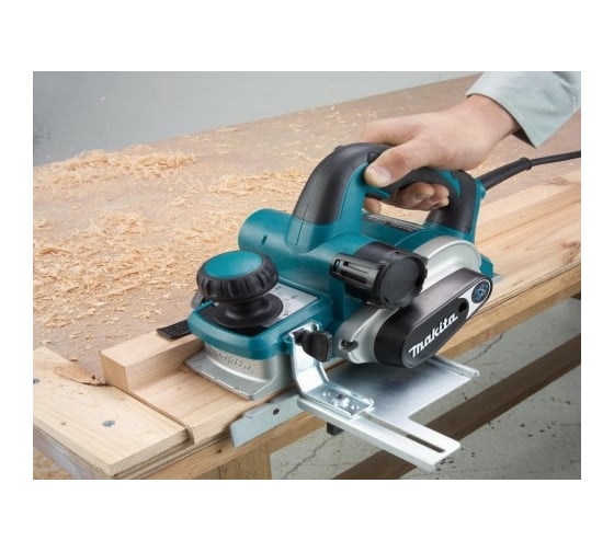 Рубанок Makita KP 0810 CK 4