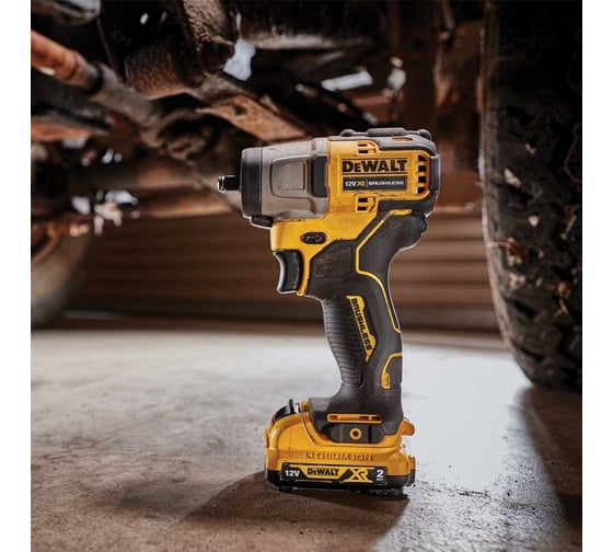 Импульсный гайковерт DEWALT 12 В XR 3/8" DCF902D2-QW