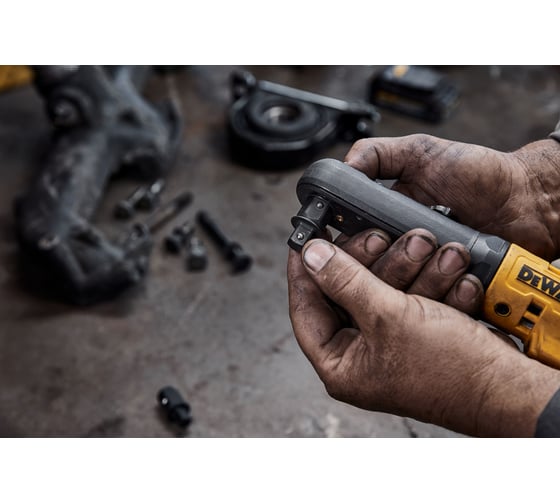 Аккумуляторный угловой гайковерт Dewalt DCF510, с трещоткой, 18 В, 102 Нм, 300 об/мин, без АКБ и ЗУ DCF510N-XJ
