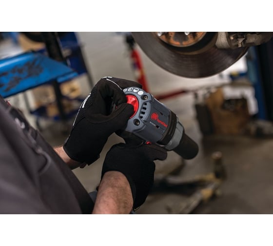 Аккумуляторный ударный гайковерт Ingersoll Rand 1/2", 20 В, 1360/68-746 Нм, 1900 об/мин W7152
