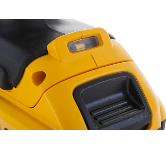 Аккумуляторный ударный гайковёрт DEWALT DCF 889 M2