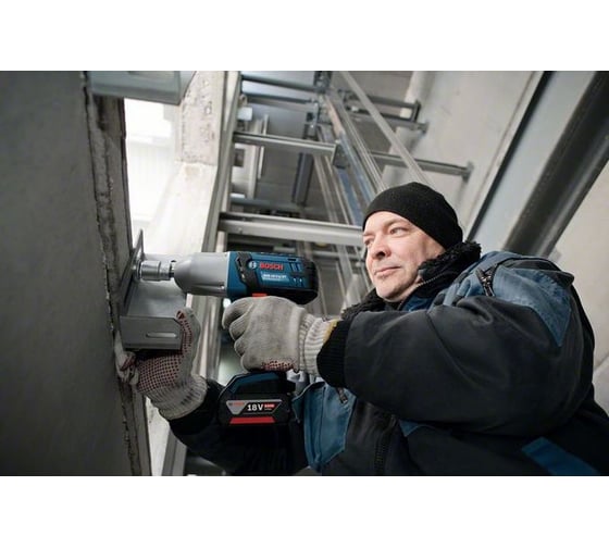 Аккумуляторный ударный гайковерт Bosch GDS 18 V-LI HT 0.601.9B1.303