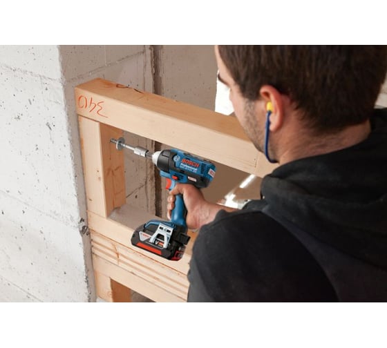 Аккумуляторный ударный гайковерт Bosch GDS 18 V-EC 250 Professional Solo 0.601.9D8.102