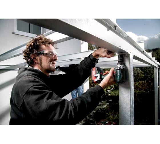 Аккумуляторный ударный гайковерт Metabo SSW 18 LTX 200 602195820