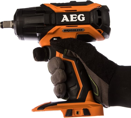 Бесщеточный импульсный гайковерт AEG BSS18C12ZBL-0 4935459426