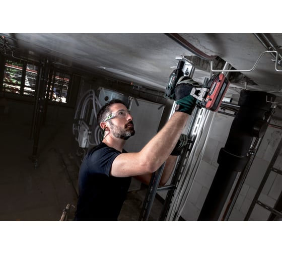 Аккумуляторный ударный гайковерт Metabo SSW 18 LTX 300 BL 602395800