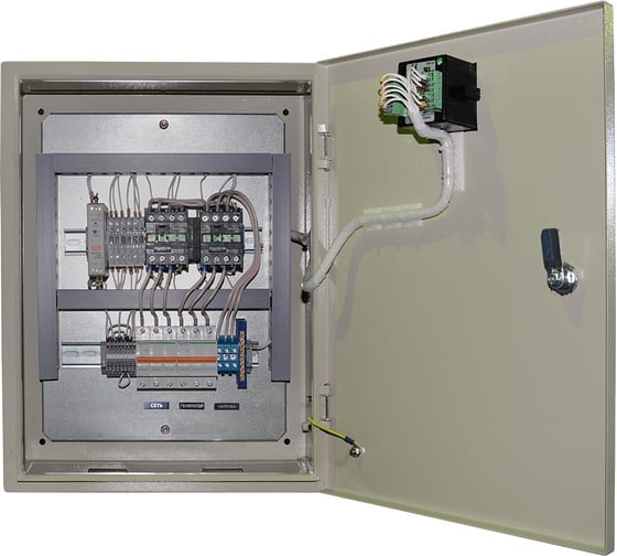 Бензогенератор TSS SGG 2800E-АВР