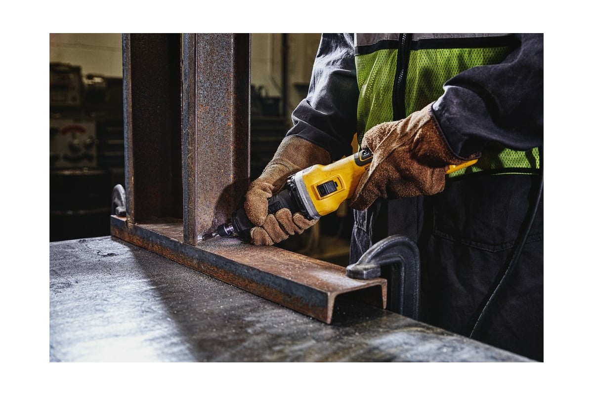 Прямошлифовальная машина DEWALT DWE4997-QS