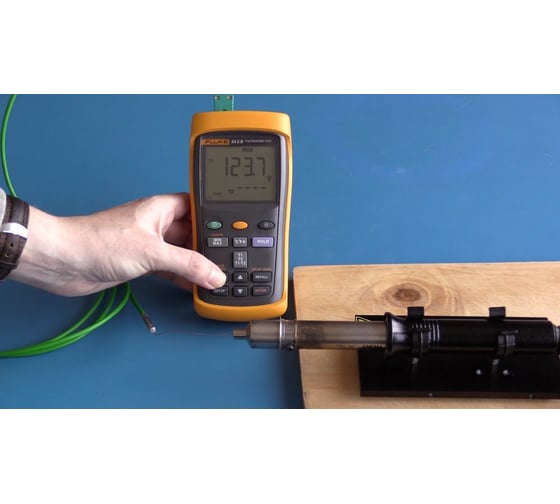 Двухканальный цифровой термометр FLUKE 54-2 B